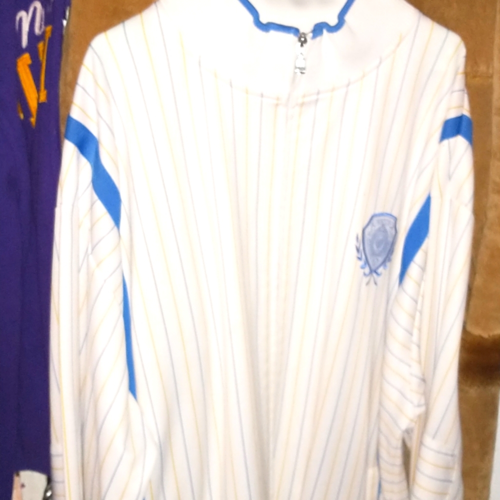 NEW ENYCE JACKET !